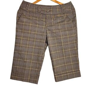 DKNY Plaid Brown Capri Bermuda Short Size 4